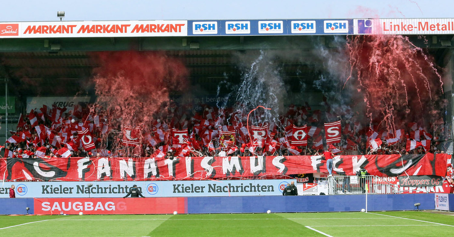 FCK-Fans im Gästeblock
