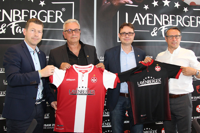 Marketing-Direktor Klaus Drach, Hauptsponsor Harald Layenberger, Vorstandsvorsitzender Michael Klatt, Sportvorstand Martin Bader (v.l.n.r.)